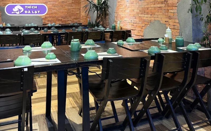 Quán lẩu gà lá é ò ó o đà lạt không gian đẹp vị lẩu ngon 8 lẩu gà lá é ò ó o đà lạt