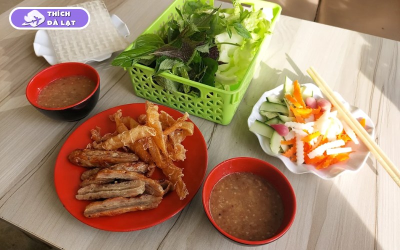 Quán Nem nướng Bà Nghĩa view rừng thông ăn nem cực chill Đà Lạt 9 nem nướng bà nghĩa