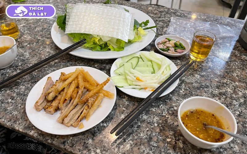 Quán nem nướng Hùng Vân lựa chọn ăn ngon giá hợp lý Đà Lạt 10 nem nướng hùng vân