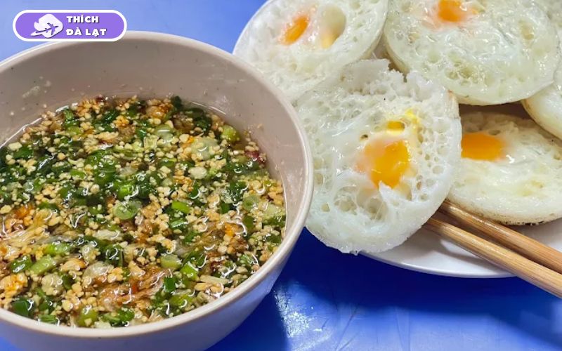 Quán Bánh căn Cô Mỹ Đà Lạt bánh giòn khuôn đất chuẩn vị xưa 13 bánh căn cô mỹ