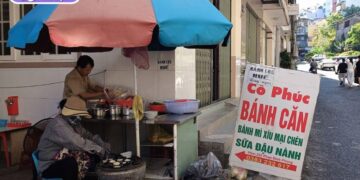 bánh căn cô phúc