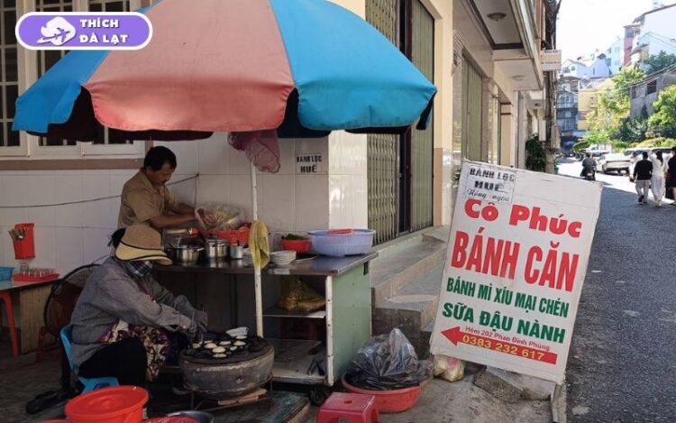 bánh căn cô phúc