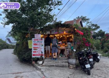 bánh căn cô thương