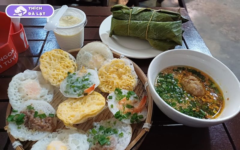 Quán Bánh căn Nhà Cổ Đà Lạt hương vị xưa giữa con dốc Tăng Bạt Hổ 11 bánh căn nhà cổ