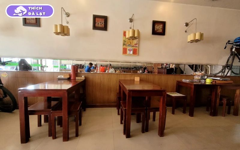 Quán Bánh cuốn Thanh Trì Đà Lạt bánh mỏng nhân thịt nướng ngon 6 bánh cuốn thanh trì đà lạt