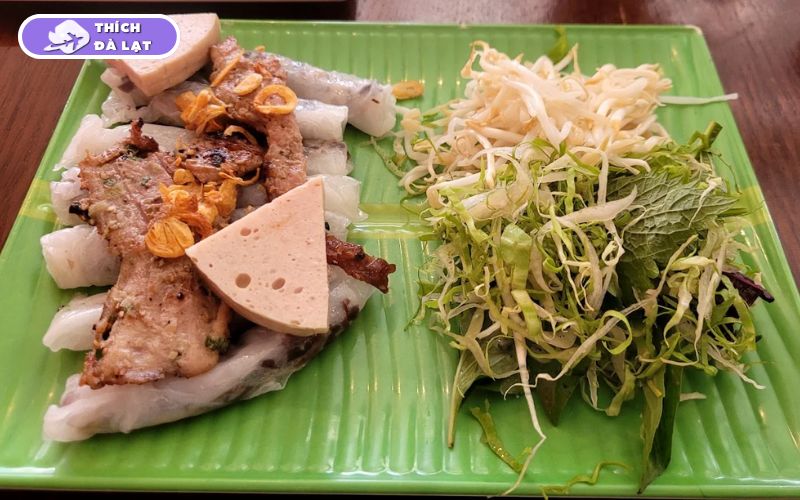 Quán Bánh cuốn Thanh Trì Đà Lạt bánh mỏng nhân thịt nướng ngon 7 bánh cuốn thanh trì đà lạt