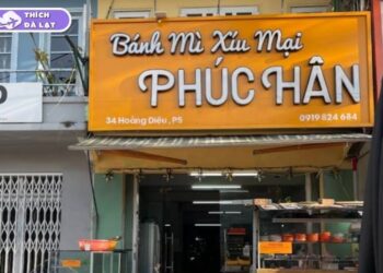 bánh mì xíu mại phúc hân