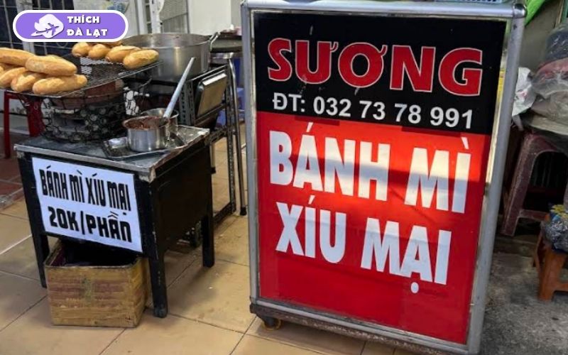 Quán Bánh mì xíu mại Cô Sương chén xíu mại béo thơm chất lượng 8 bánh mì xíu mại cô sương