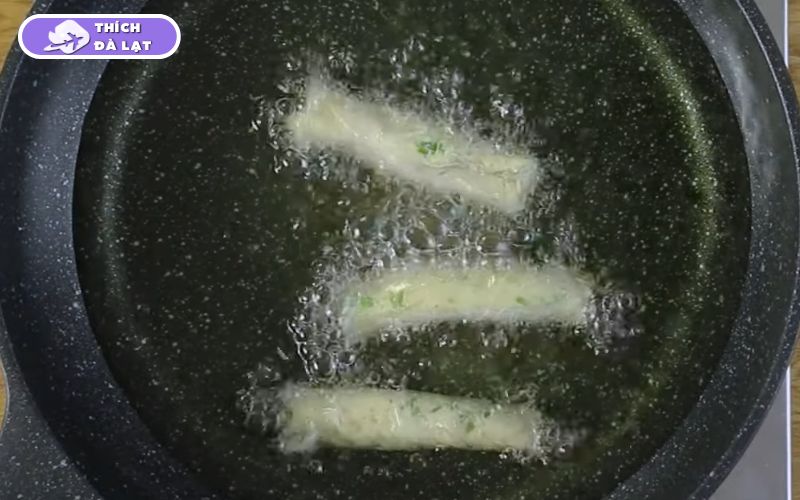 Cách làm chả ram bắp Đà Lạt giòn tan thơm ngon chuẩn vị tại nhà 18 cách làm chả ram bắp đà lạt