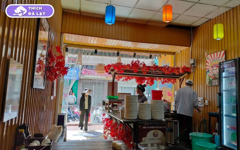 Quán Tiệm bánh cuốn thủ công Ồh Ngon Quá tráng bánh tại chỗ 11 tiệm bánh cuốn thủ công ồh ngon quá