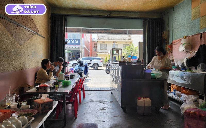 Quán bánh bèo Bà Hường nhân tôm thịt mỡ hành trứ danh Đà Lạt 10 bánh bèo bà hường