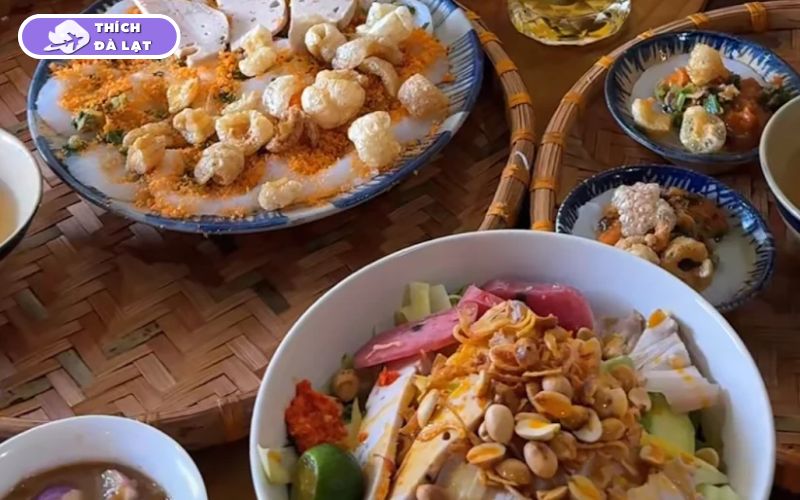 Quán Bánh bèo Nhà Ngói bún mắm nêm và bánh bèo chuẩn vị Đà Lạt 9 bánh bèo nhà ngói