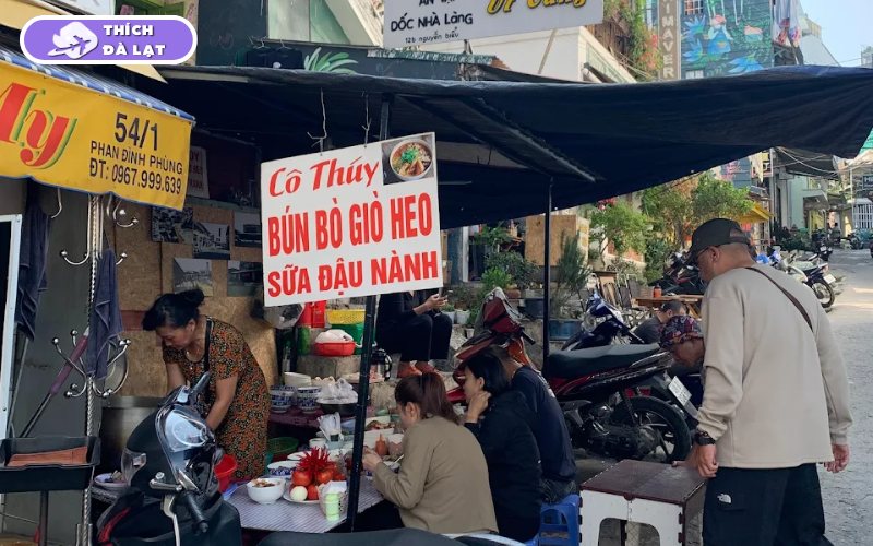 Quán bún bò Cô Thúy Đà Lạt quán ăn sáng quen của người local 7 bún bò cô thuý đà lạt