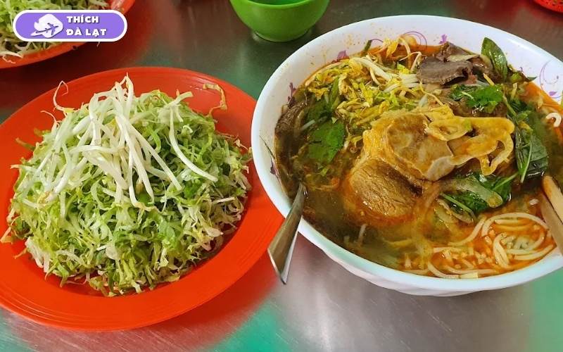Quán Bún Công Đà Lạt có bún bò giò heo đậm đà giá bình dân 11 bún công đà lạt