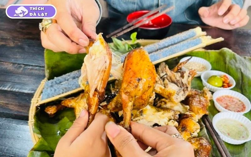 Quán Cơm lam gà nướng lá tiêu rừng 178 Hùng Vương Đà Lạt 11 cơm lam gà nướng lá tiêu rừng 178 hùng vương