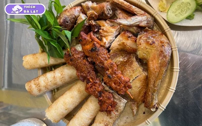 Quán Cơm lam gà nướng Tây Nguyên món ngon giá hợp lý ở trung tâm 9 cơm lam gà nướng tây nguyên