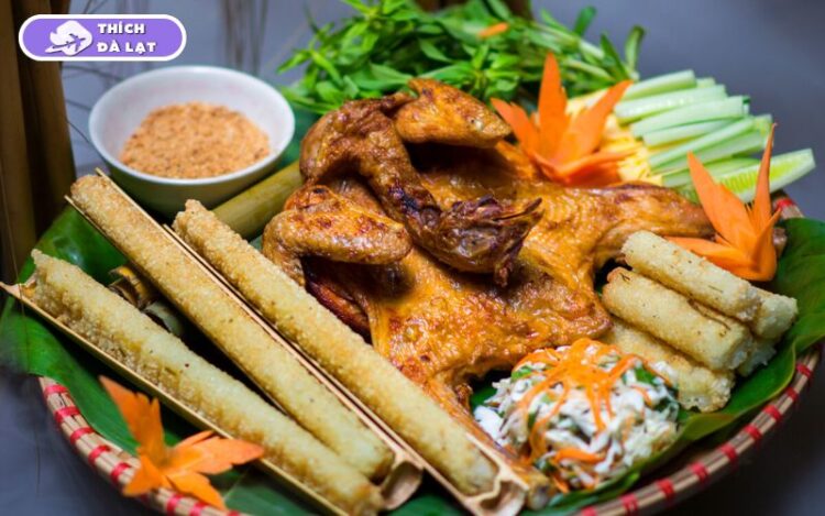 gà nướng cơm lam đà lạt