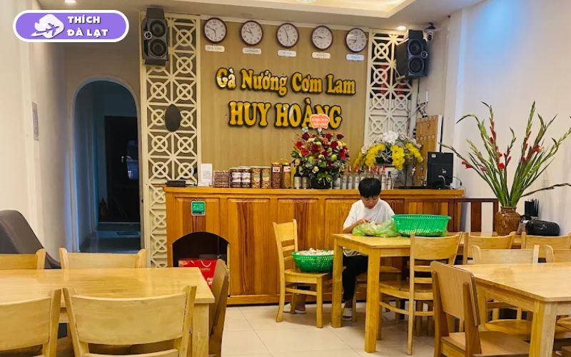 Quán gà nướng cơm lam Huy Hoàng cơm lam dẻo gà mọng nước 11 gà nướng cơm lam huy hoàng