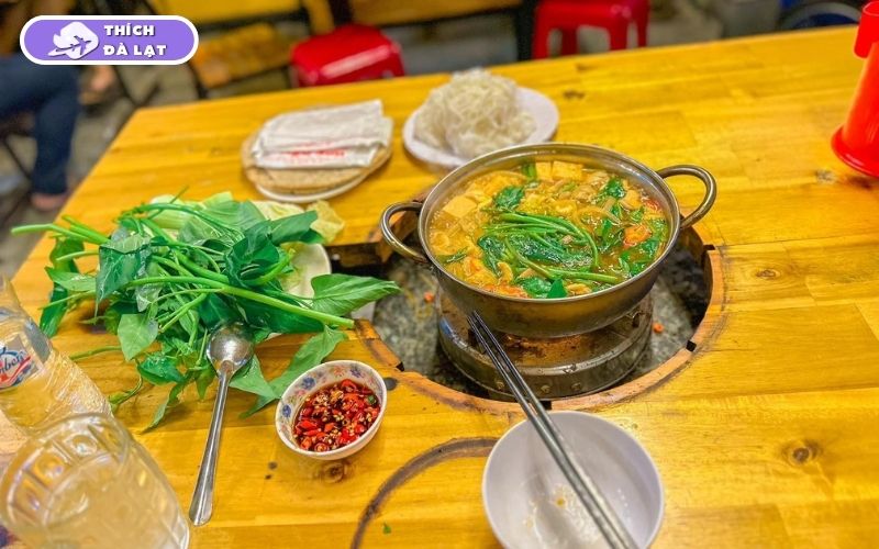 Quán Lẩu cá tầm Ngư Sơn vị lẩu thanh ngọt hợp trời Đà Lạt 13 lẩu cá tầm ngư sơn