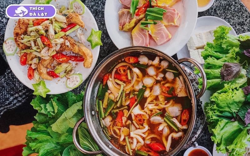 Quán Lẩu cá tầm Ngư Sơn vị lẩu thanh ngọt hợp trời Đà Lạt 15 lẩu cá tầm ngư sơn