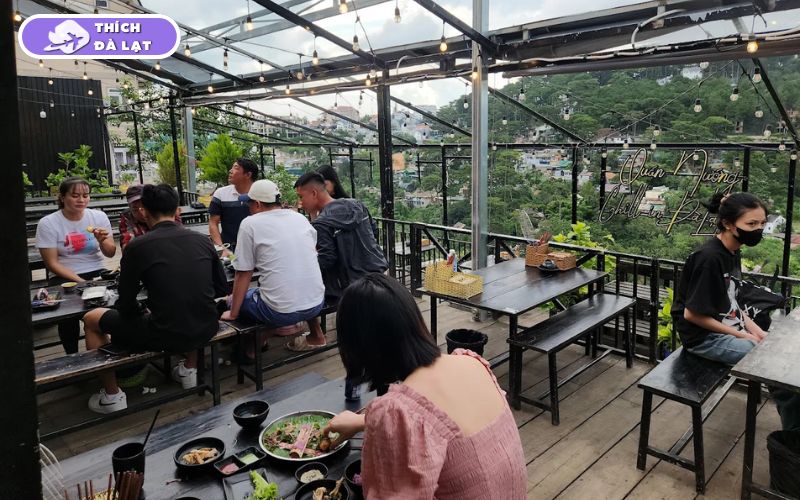 Tiệm gà Lưng Chừng Đồi gà nướng cơm lam view đồi thoáng mát 11 tiệm gà lưng chừng đồi