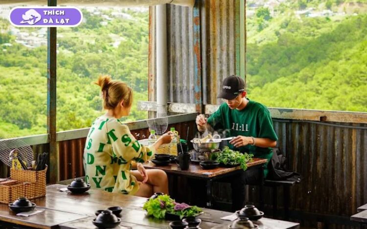 Tiệm gà Lưng Chừng Đồi gà nướng cơm lam view đồi thoáng mát 6 tiệm gà lưng chừng đồi