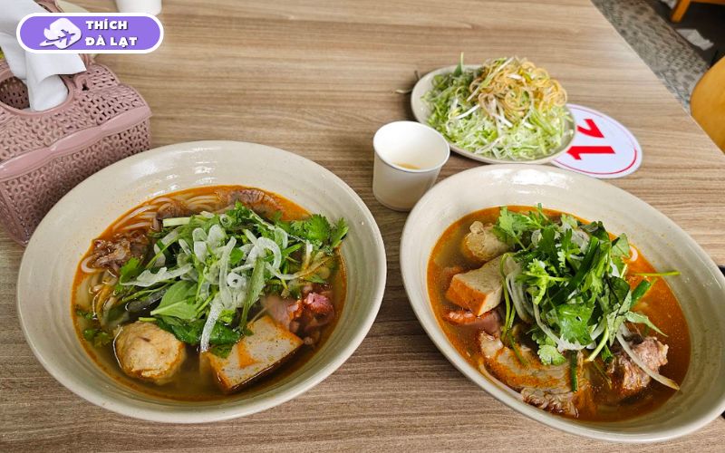 Quán Bún bò Thiên Trang Đà Lạt tô lớn rau nhiều ăn no buổi sáng 11 bún bò thiên trang đà lạt