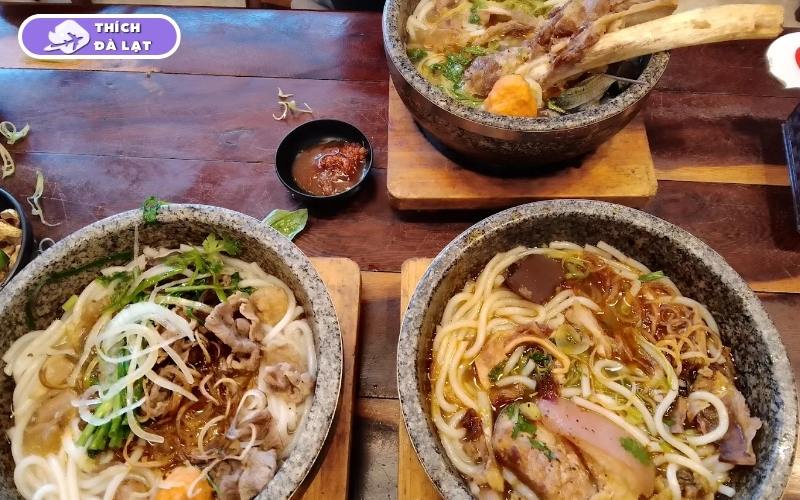 Quán Bún bò thố đá Cát Mộc Trân sườn bò to nước lèo đậm đà 11 bún bò thố đá cát mộc trân