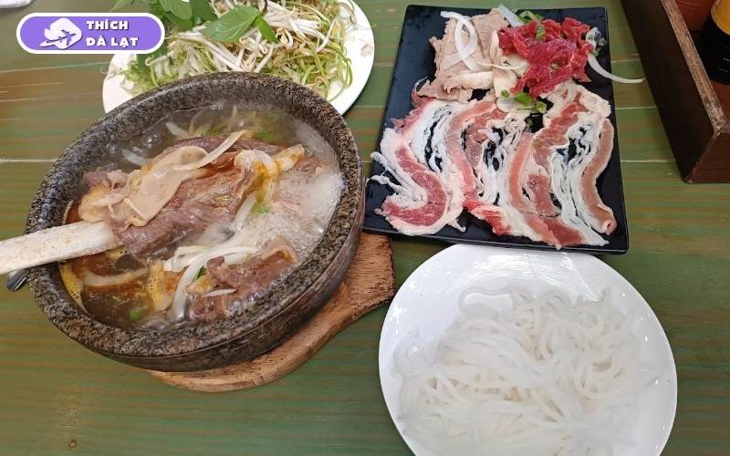 Quán Bún bò thố đá Hoa Dó sườn cọng to hầm mềm ăn là nghiện 11 bún bò thố đá hoa dó