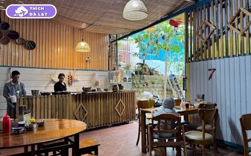 Quán bún bò tộ O Oanh bún bò tộ rẻ ngon đúng gu địa phương 10 bún bò tộ o oanh