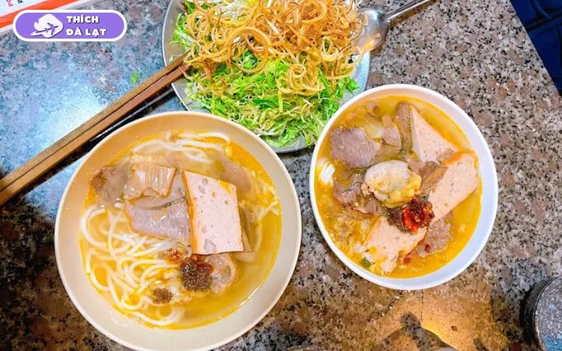 Quán bún bò Tuyết Đà Lạt bún bò Huế đậm đà mở cửa 24 giờ 15 bún bò tuyết đà lạt