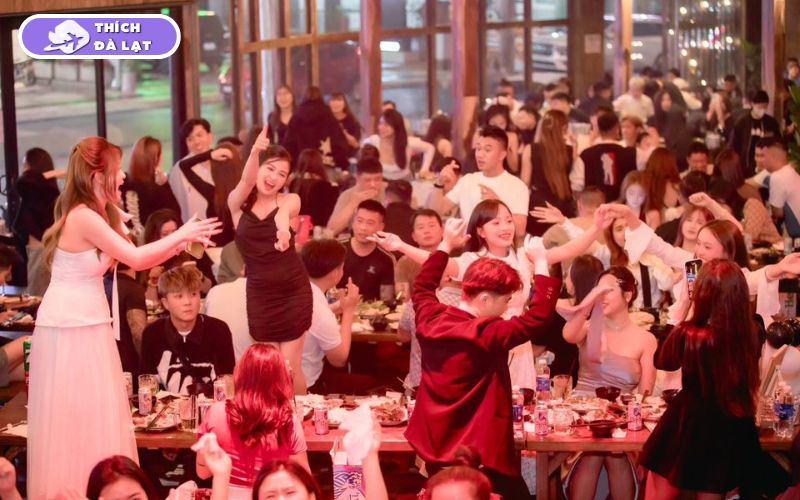 Review về RỤ - Quán Rượu Đà Lạt mồi bén kết hợp quẩy đêm cực hot 13 rụ - quán rượu đà lạt