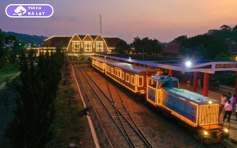 Đà Lạt có ga tàu không? Hướng dẫn tham quan chi tiết nhà ga 9 đà lạt có ga tàu không