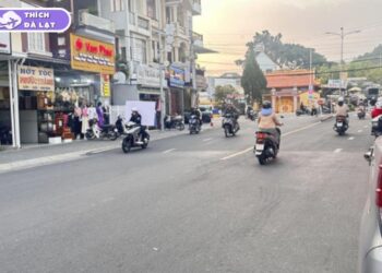 đường sương nguyệt ánh đà lạt