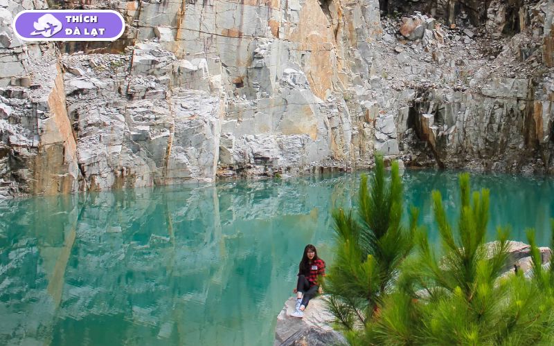 Tuyệt Tình Cốc Đà Lạt thu hút du khách khám phá hồ nước xanh ngọc 9 tuyệt tình cốc đà lạt