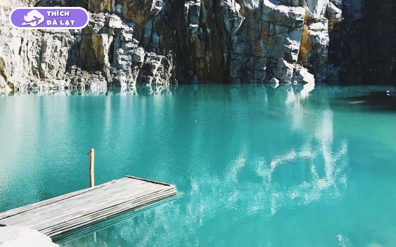 Tuyệt Tình Cốc Đà Lạt thu hút du khách khám phá hồ nước xanh ngọc 11 tuyệt tình cốc đà lạt