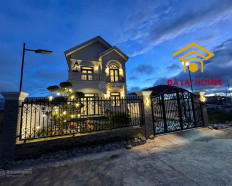 Biệt thự sân vườn hiện đại gần Thung Lũng Tình Yêu