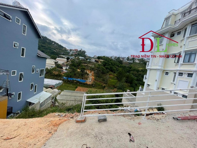 Bán đất hai mặt tiền Hoàng Hoa Thám P10 Đà Lạt view thung lũng