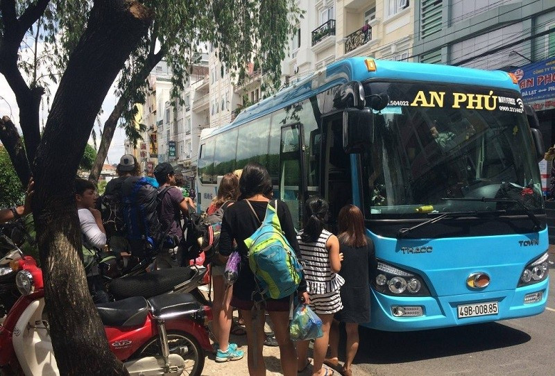 Giải Mã Khoảng Cách Đà Lạt Đà Nẵng: Lựa Chọn Phương Tiện Nào Tối Ưu Cho Hành Trình Của Bạn? 7 Xe khách đi từ Đà Lạt đi Đà Nẵng