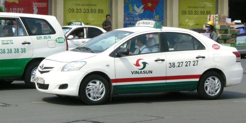 Hành Trình Khám Phá Đà Lạt Dễ Dàng: Top Các Hãng Taxi Đà Lạt Uy Tín & Giá Tốt Nhất 13 Taxi Vinasun là đơn vị vận tải uy tín với mạng lưới rộng khắp cả nước