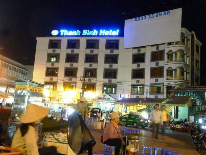 Khách Sạn Đường Nguyễn Thị Minh Khai Đà Lạt: Trải Nghiệm Nghỉ Dưỡng Lý Tưởng Ngay Trung Tâm 9 Khách sạn bình dân Thanh Bình với thiết kế đơn giản